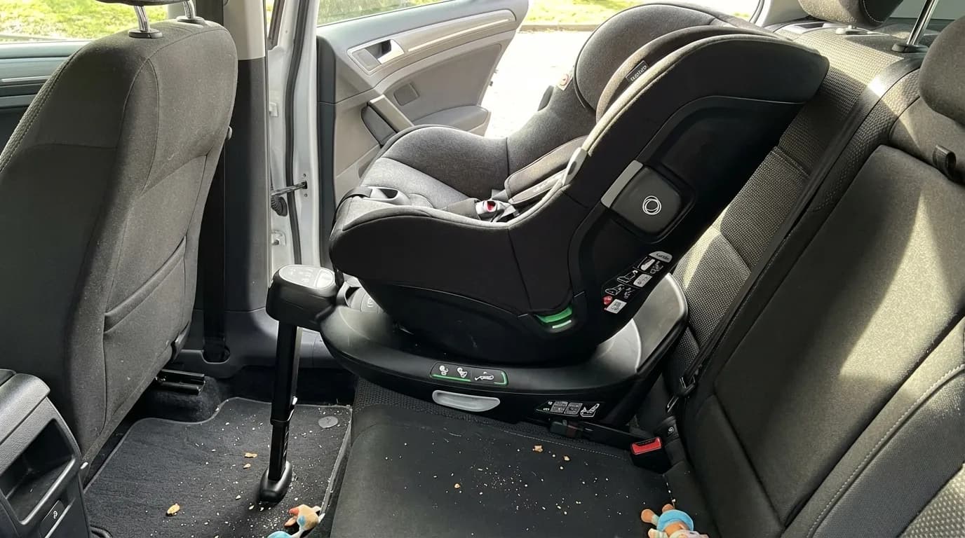 Bugaboo Owl by Nuna action